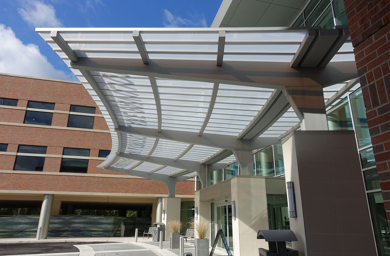 Doylestown Heart Institute-60029b-25x70-Entrance Canopy-Healthcare
