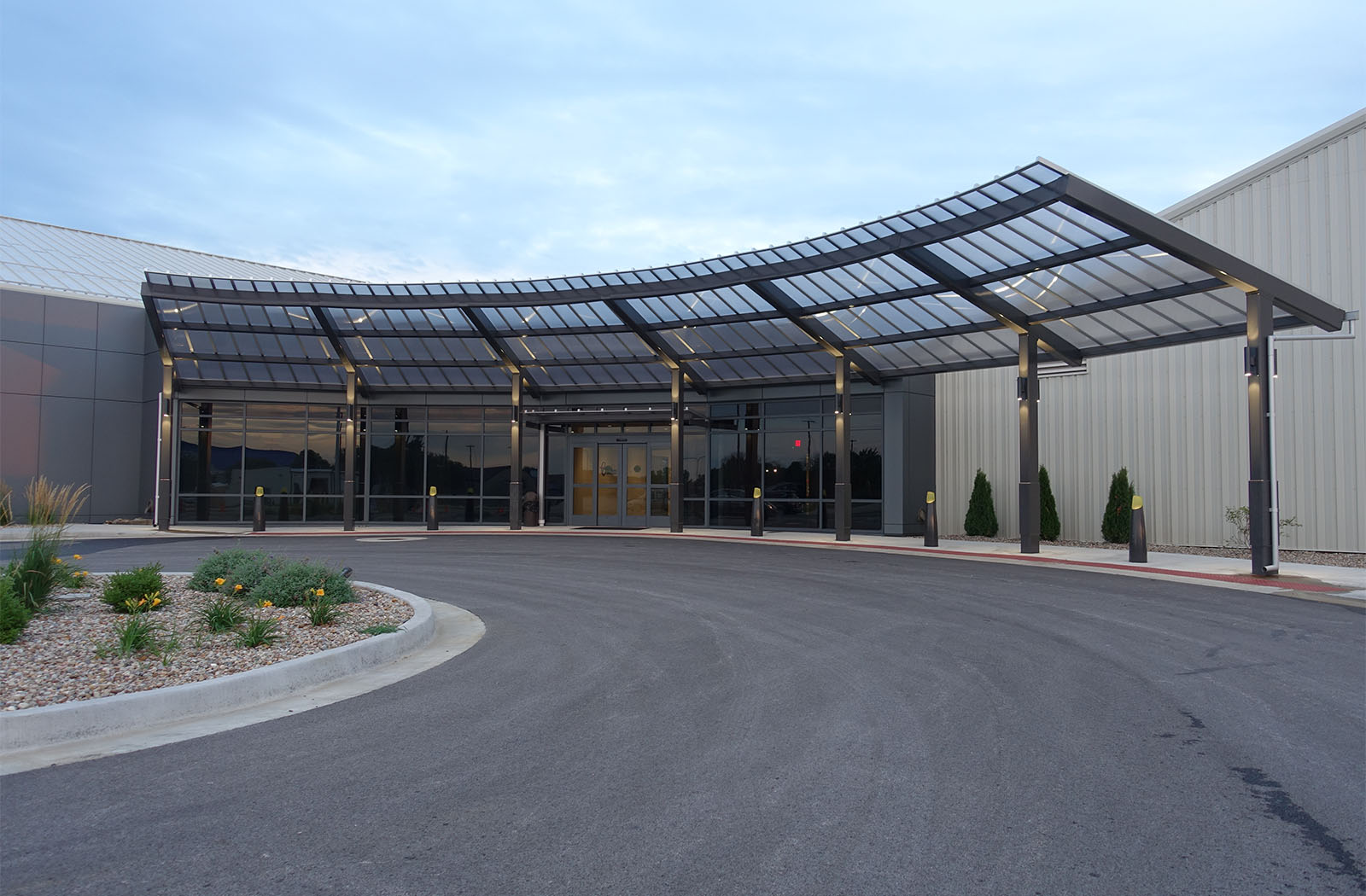 Steller Aviation-60168a-22x85-Entrance Canopy-Corporate Campus