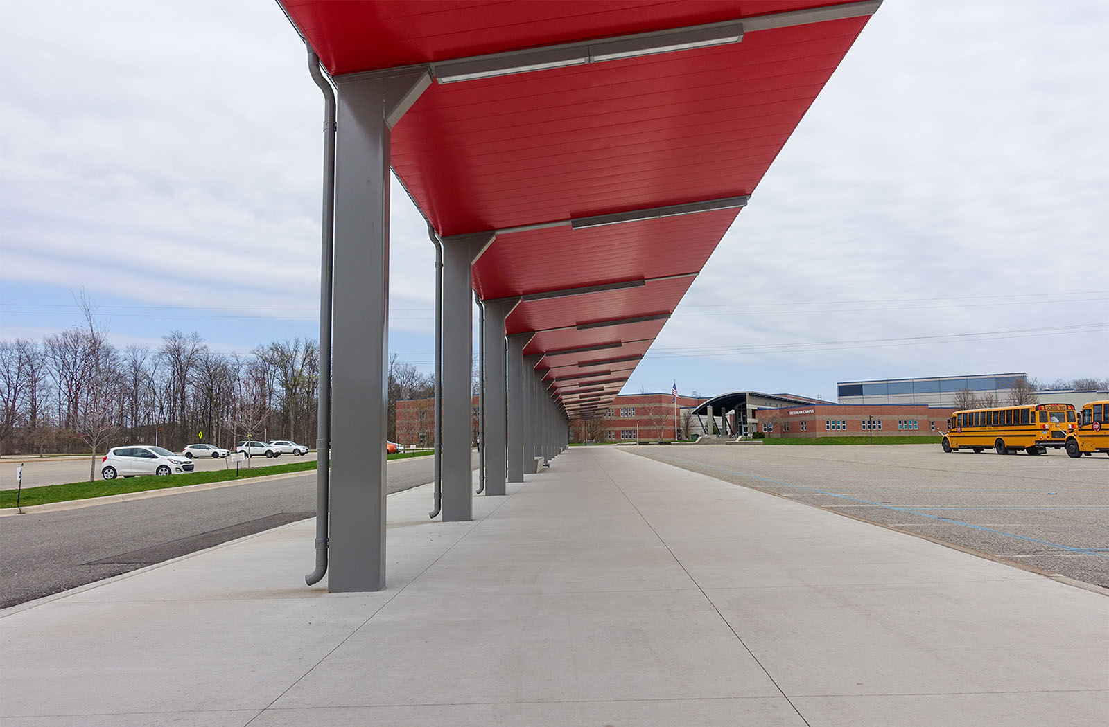 East Kentwood-67046-Walkway-Education-D